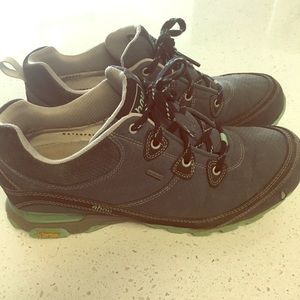 Ahnu women’s hiking/running shoes-size 9.5